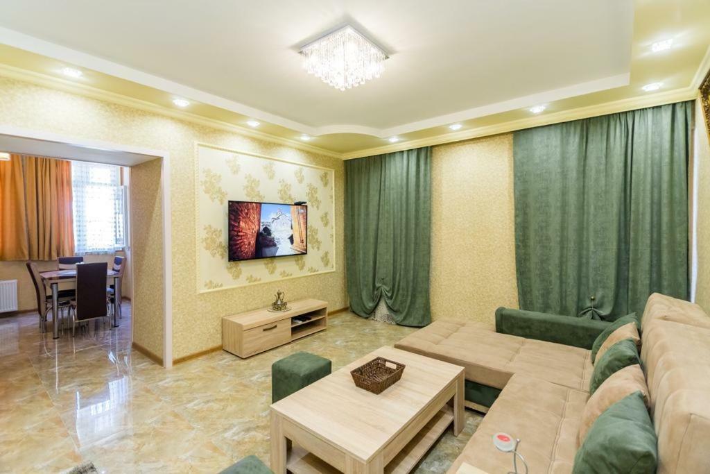 Stella Artois- Apartment Тбилиси Екстериор снимка