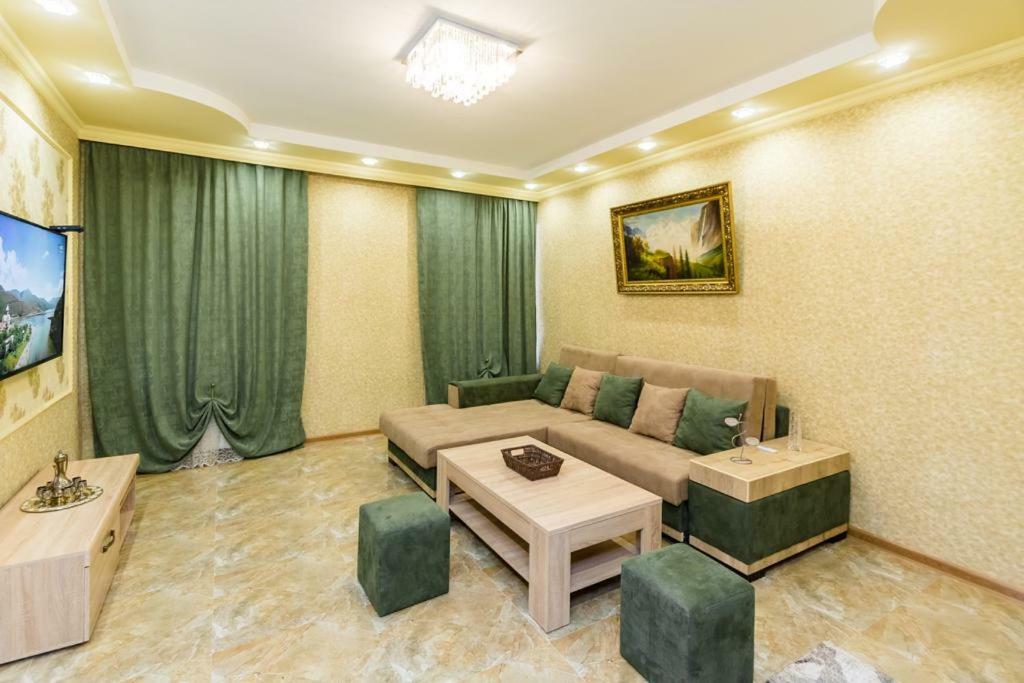 Stella Artois- Apartment Тбилиси Екстериор снимка